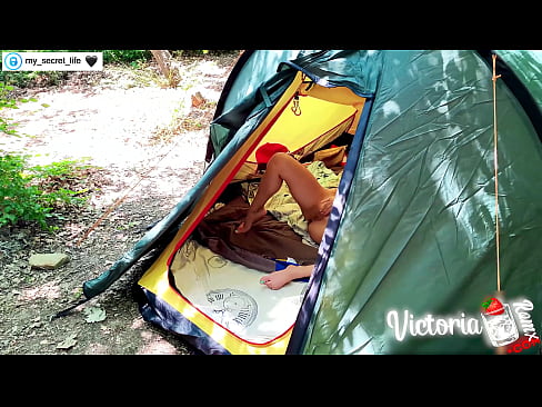 ❤️ Filmed on camera Passionate jerk off Stranger in a tent ❤❌ Sluts at us ❤